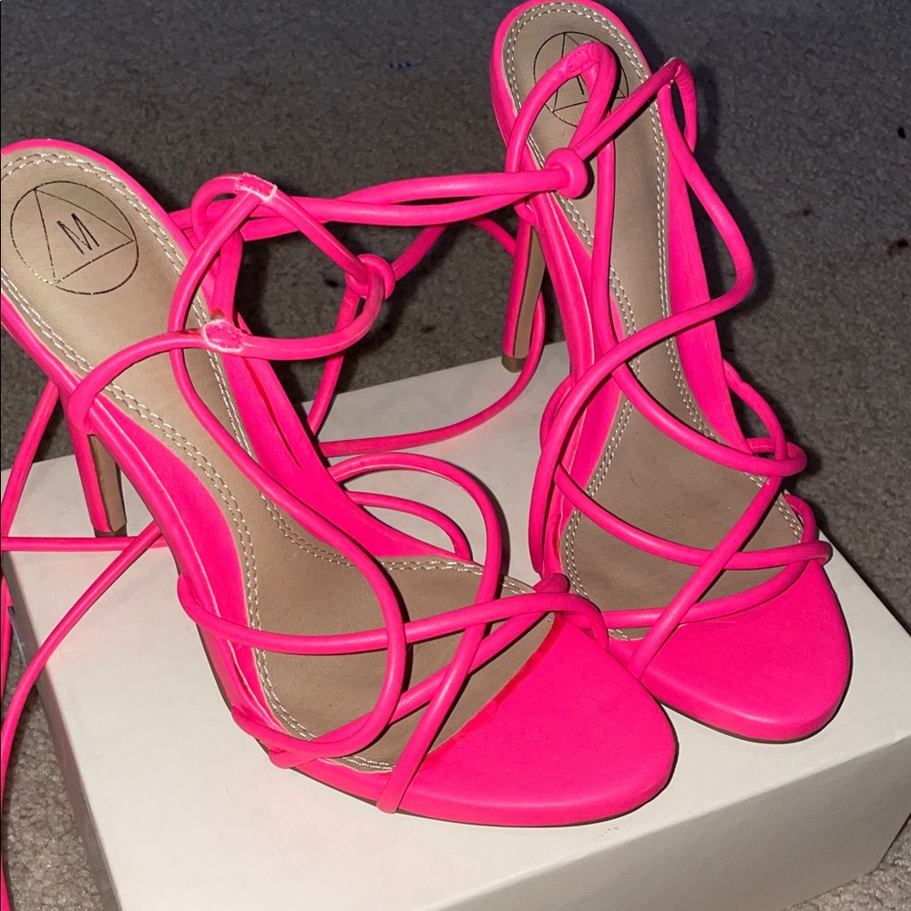SOLD! Women's Pink Strappy Heels